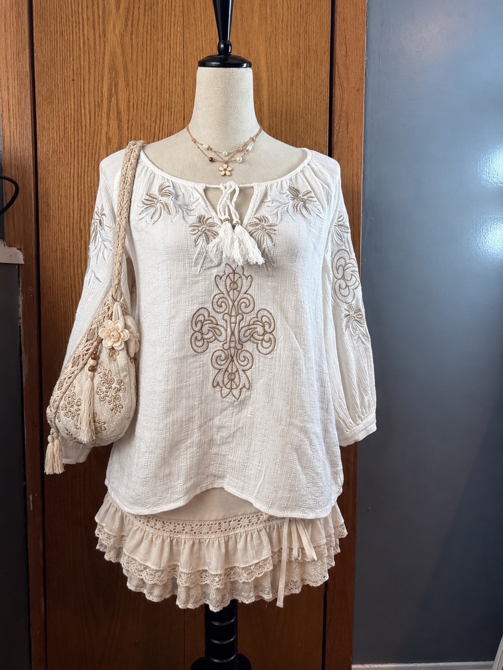 Kye Mi White Embroidered Cotton Peasant Blouse Tassel Top Size Small